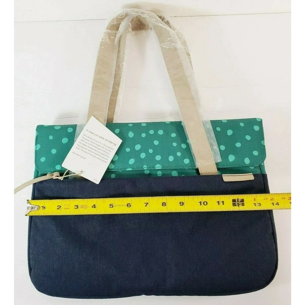STM laptop carrier